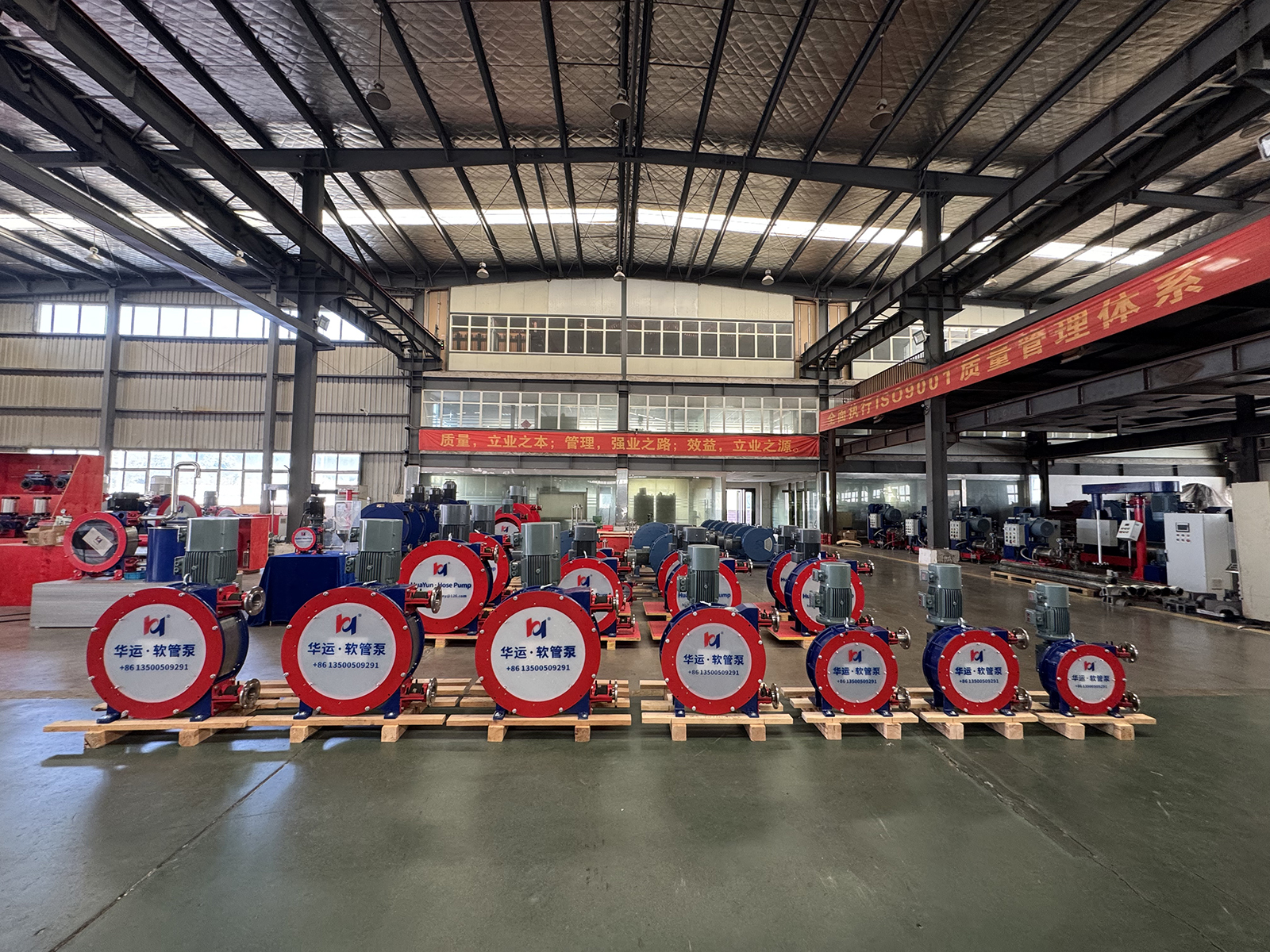 華運(yùn)重載智能軟管泵落地國(guó)內(nèi)大型礦山，賦能高效生產(chǎn)